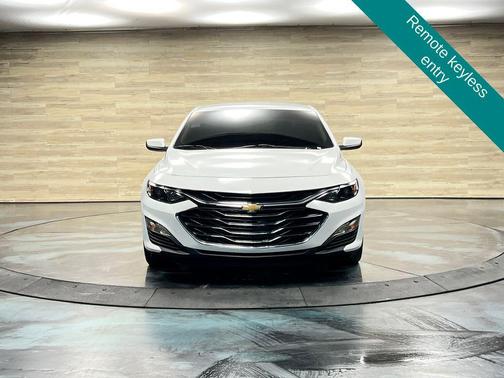 Summit White 2020 Chevrolet Malibu FWD RS