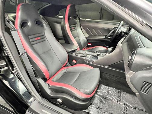 Jet Black Pearl 2019 Nissan GT-R Premium