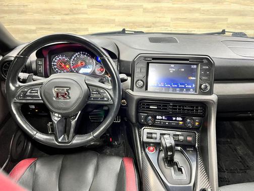 Jet Black Pearl 2019 Nissan GT-R Premium