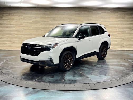 Crystal White Pearl 2026 Subaru Forester Hybrid Sport