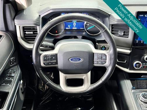 Agate Black Metallic 2024 Ford Expedition Max XLT