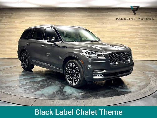 Chroma Caviar Dark Gray Metallic Clearcoat 2024 Lincoln Aviator Black Label AWD