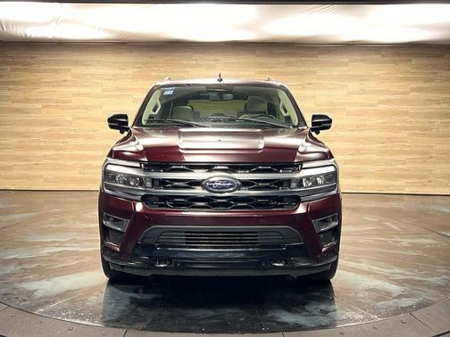 Jewel Red Metallic Tinted Clearcoat 2023 Ford Expedition Platinum