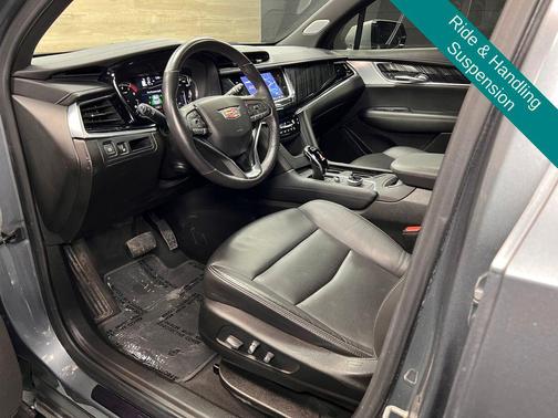 Argent Silver Metallic 2025 Cadillac XT6 Premium Luxury FWD