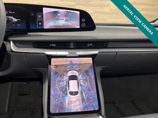 Stellar White Metallic 2025 Lucid Air Touring