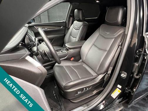 Stellar Black Metallic 2022 Cadillac XT5 Sport