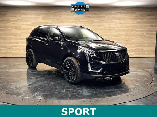 Stellar Black Metallic 2022 Cadillac XT5 Sport