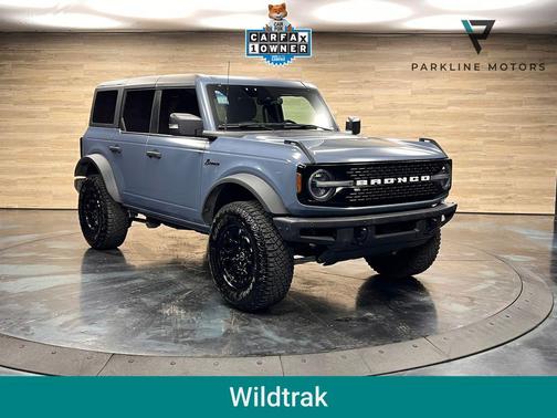 Azure Gray Metallic Tri-Coat 2024 Ford Bronco Wildtrak