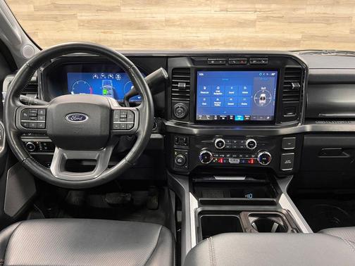 Star White Metallic Tri-Coat 2024 Ford F-350 Lariat