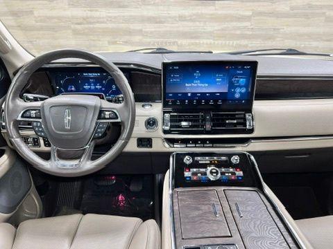 Pristine White Metallic Tri-Coat 2023 Lincoln Navigator Reserve