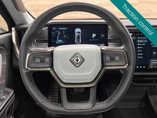 LA Silver 2024 Rivian R1T Adventure