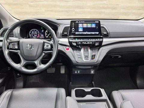 Silver 2025 Honda Odyssey EX-L