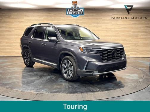 Gray 2025 Honda Pilot Touring 8-Passenger