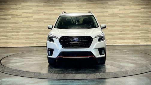 Crystal White Pearl 2024 Subaru Forester Sport