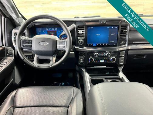 Avalanche 2025 Ford F-350 Lariat