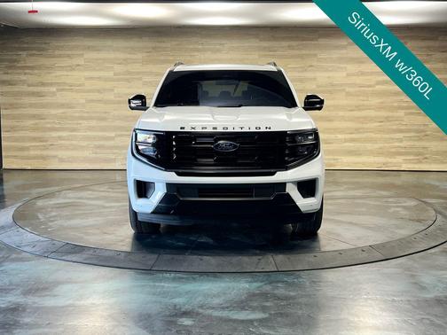 Oxford White 2025 Ford Expedition Platinum
