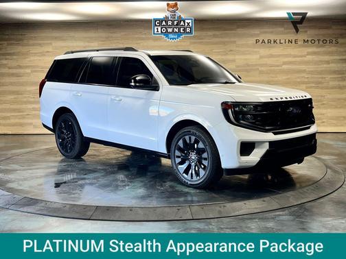 Oxford White 2025 Ford Expedition Platinum