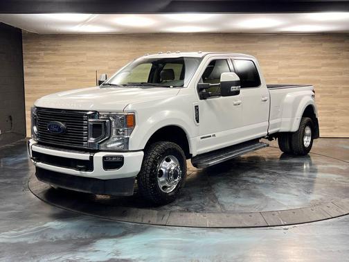 Star White Metallic Tri-Coat 2021 Ford F-350 Lariat