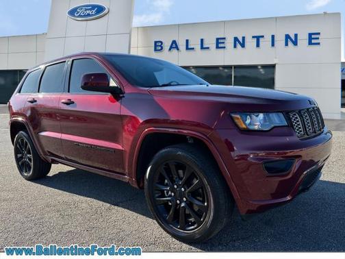 2022 Jeep Grand Cherokee Laredo