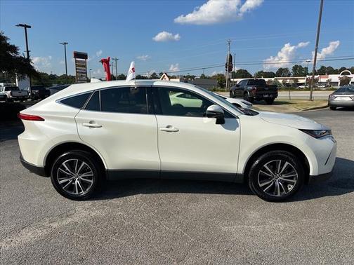 2022 Toyota Venza LE