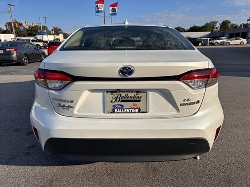 2024 Toyota Corolla Hybrid LE