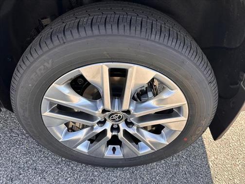 2025 Toyota RAV4 Limited