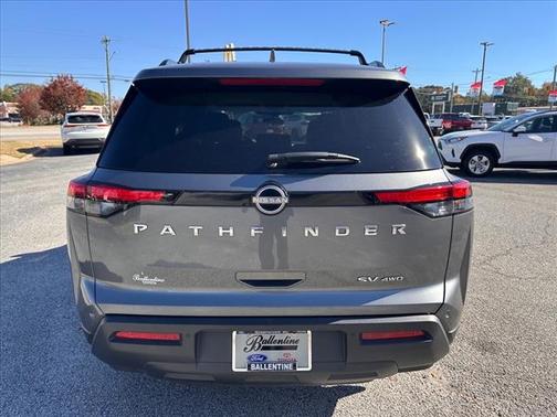 2023 Nissan Pathfinder SV 4WD