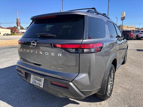 2023 Nissan Pathfinder SV 4WD