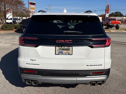 2025 GMC Acadia FWD Elevation