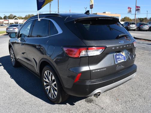 Photo 5 of 28 of 2020 Ford Escape Titanium Hybrid