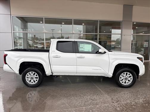 Ice Cap 2026 Toyota Tacoma SR5