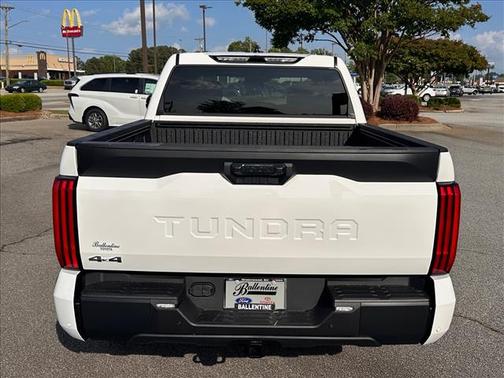 Ice Cap 2026 Toyota Tundra SR5