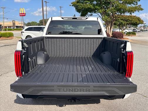Ice Cap 2026 Toyota Tundra SR5