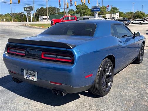 Frostbite 2022 Dodge Challenger SXT