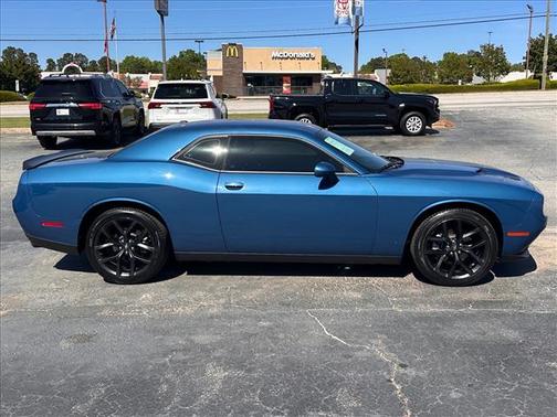 Frostbite 2022 Dodge Challenger SXT