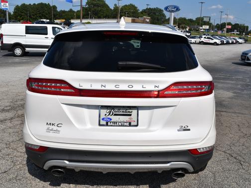 2015 Lincoln MKC Base