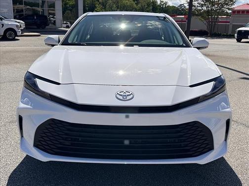 Ice Cap 2026 Toyota Camry LE