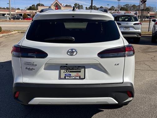 2026 Toyota Corolla Cross LE