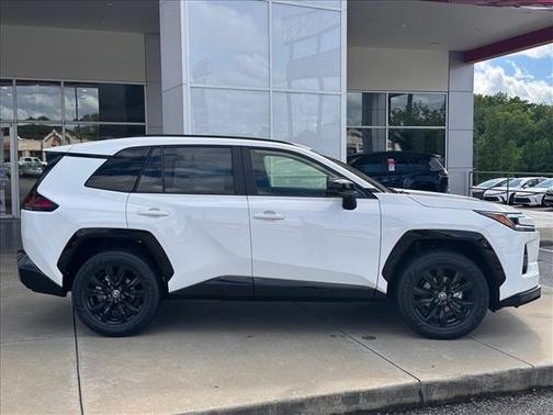Ice Cap 2026 Toyota RAV4 SE