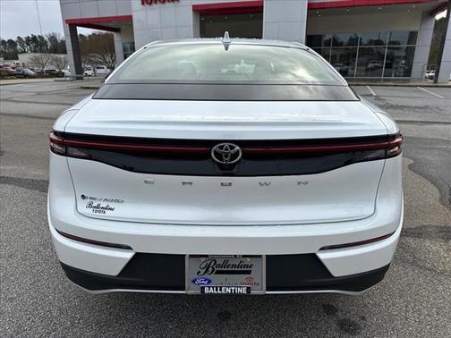 2025 Toyota Crown XLE