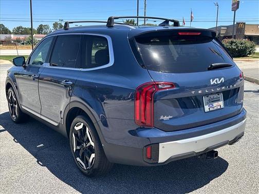 Midnight Lake Blue 2024 Kia Telluride S