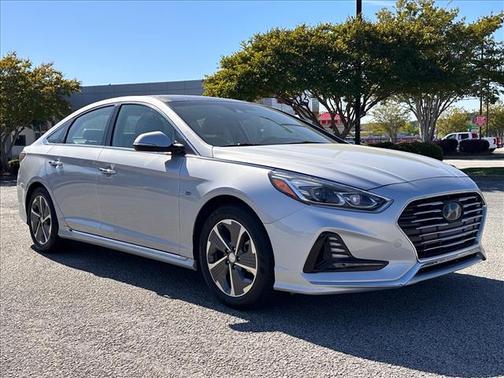 2018 Hyundai SONATA Hybrid Limited
