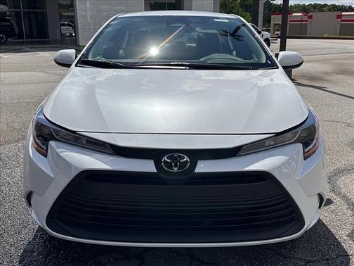 Wind Chill Pearl 2026 Toyota Corolla LE