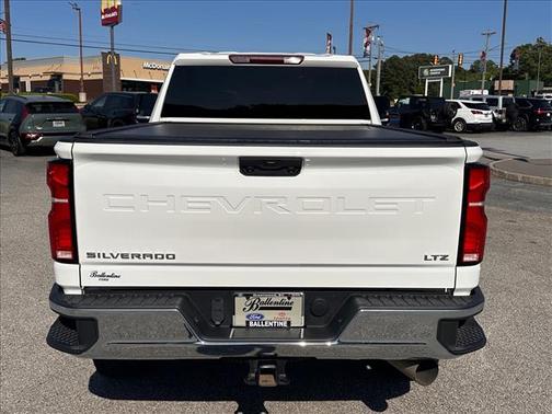 Summit White 2024 Chevrolet Silverado 2500 LTZ