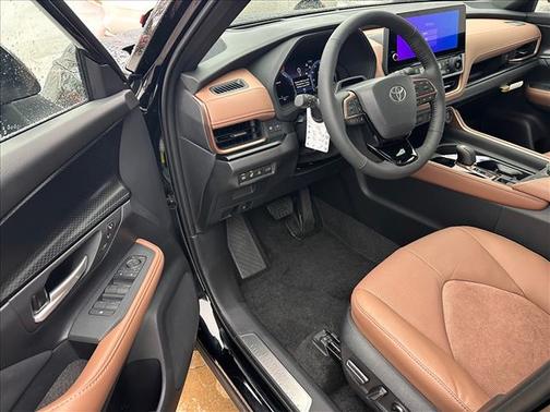 2026 Toyota Grand Highlander Hybrid Platinum MAX