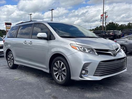 Celestial Silver Metallic (1J9) 2020 Toyota Sienna Limited