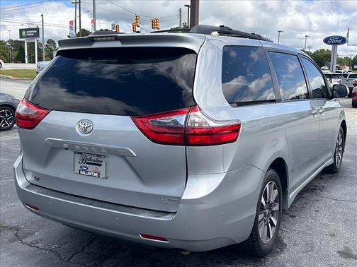 Celestial Silver Metallic (1J9) 2020 Toyota Sienna Limited