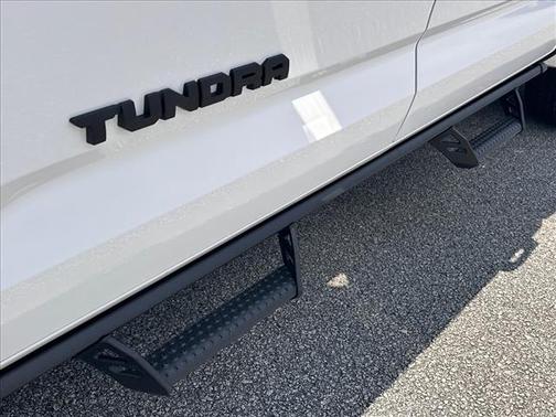 Ice Cap 2026 Toyota Tundra SR5