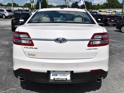2019 Ford Taurus Limited