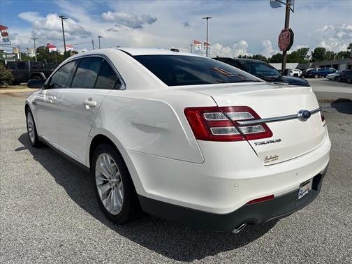 2019 Ford Taurus Limited